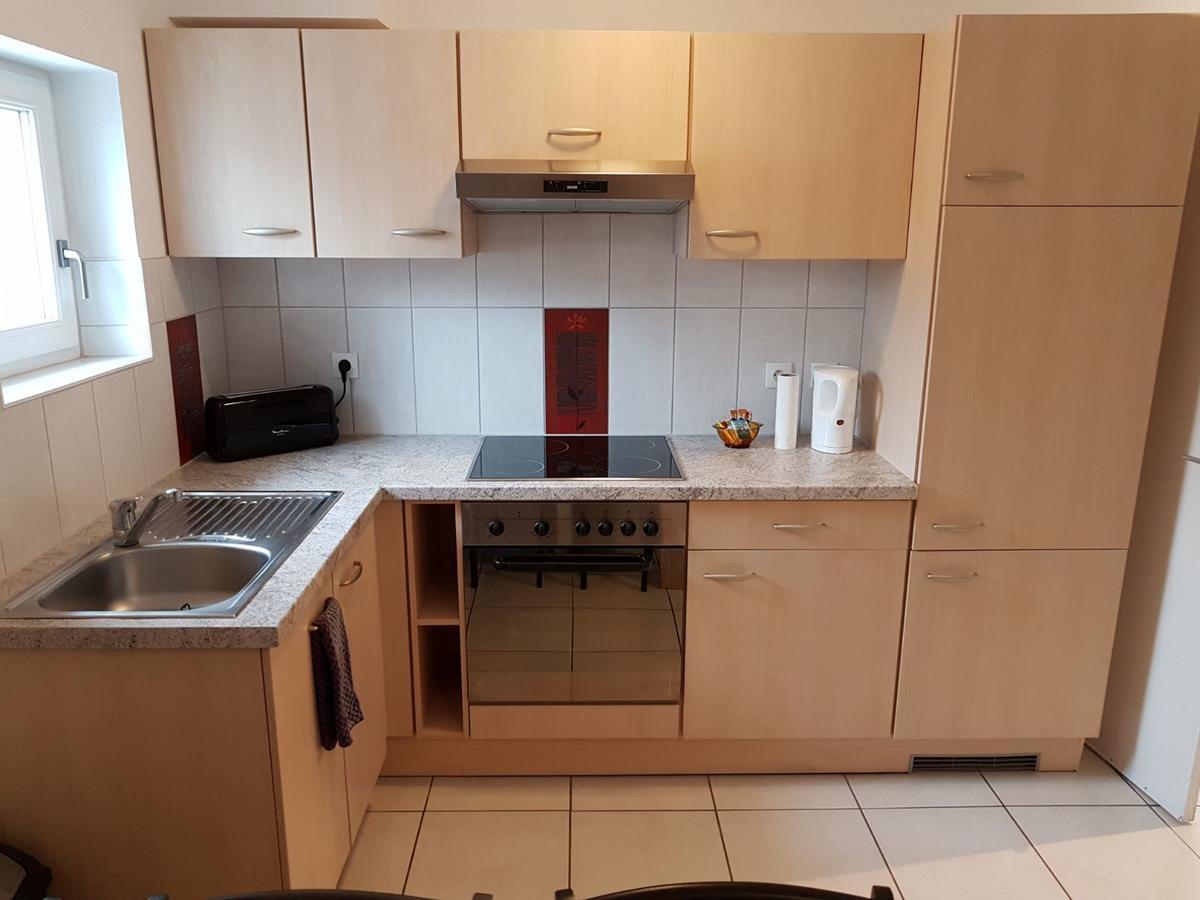 Studios Near Lycee Jean Mermoz Сен-Луи Экстерьер фото